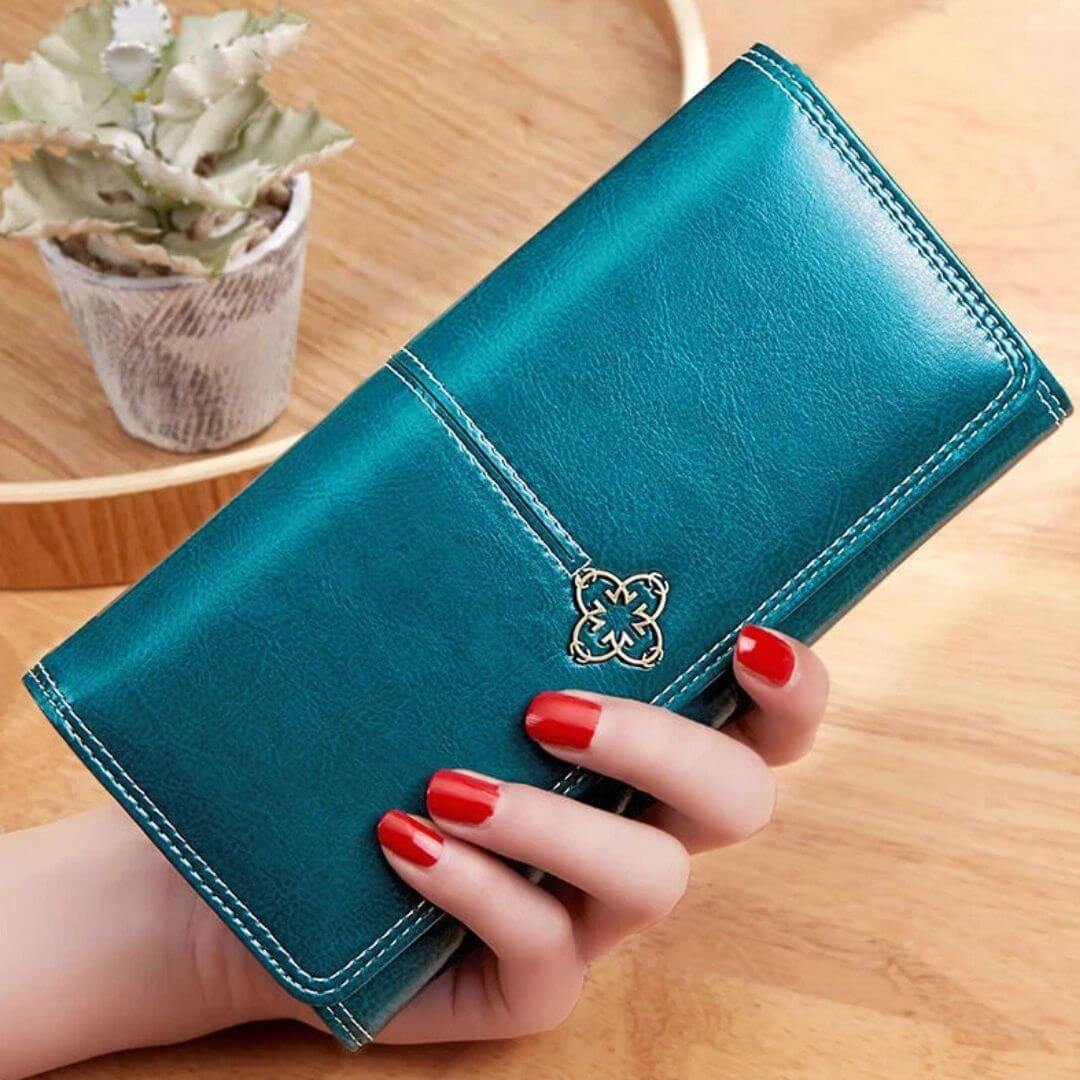 Isabelle’s Refined Companion | Wallet Joan's Bags