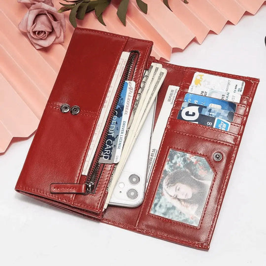 Sydney’s Sleek Keeper | Wallet Joan's Bags