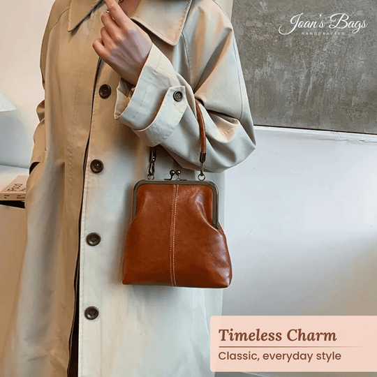Amelia’s Timeless Kiss Lock | Vintage Handbag - Joan's Bags